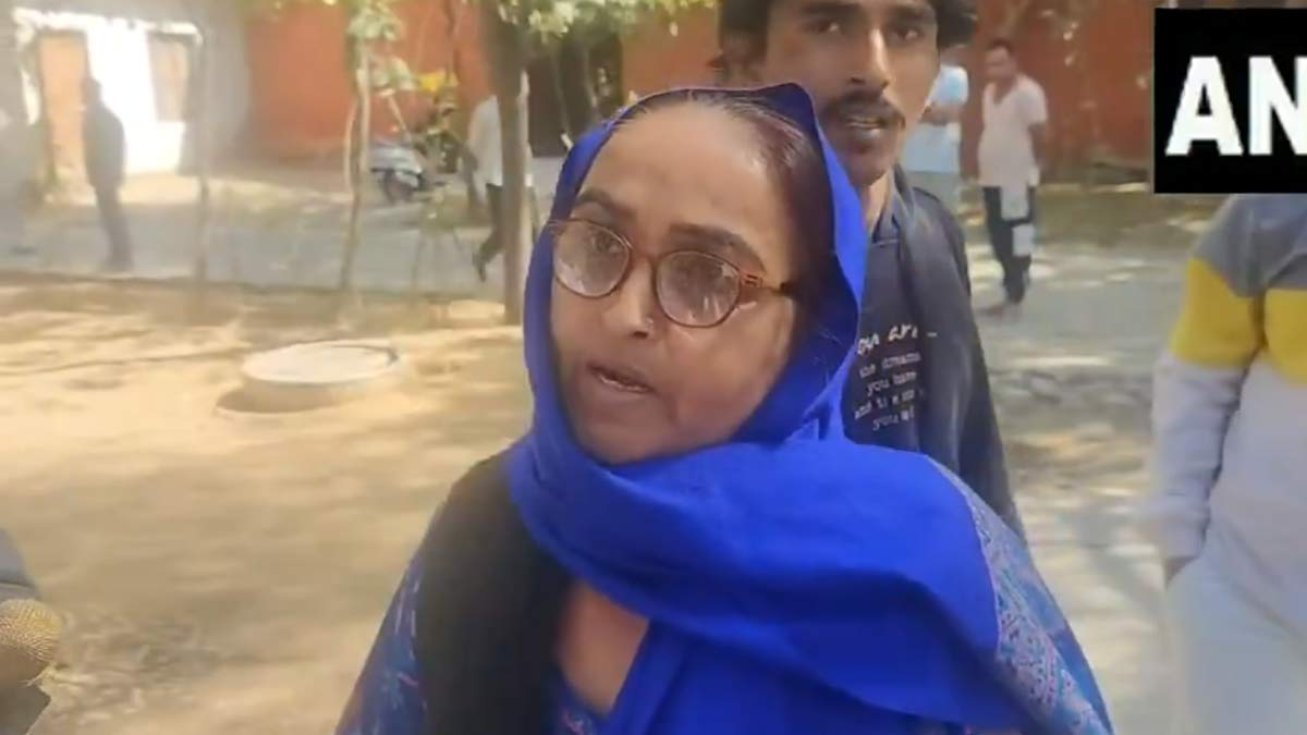 Himani Narwal's mother Savita