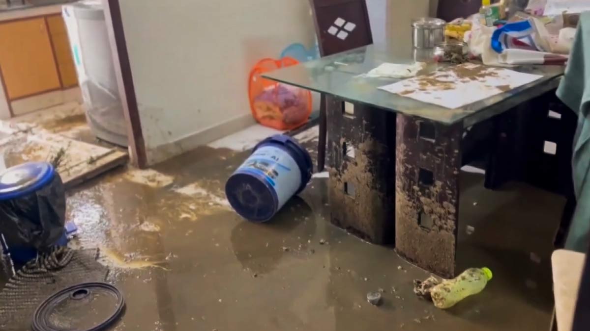 Sewage and human faeces allegedly dumped inside the house of Tamil YouTuber Savukku Shankar, in Chennai | PTI