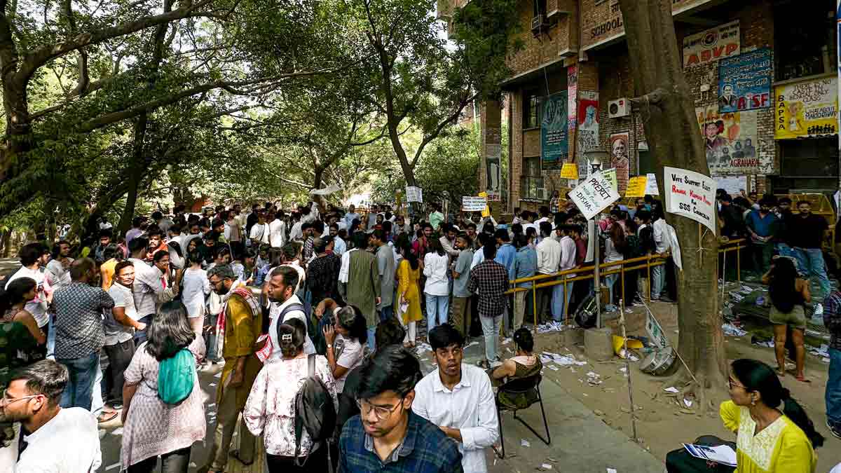 Students during voting for the Jawaharlal Nehru University Students' Union (JNUSU) elections, in New Delhi on Friday | PTI