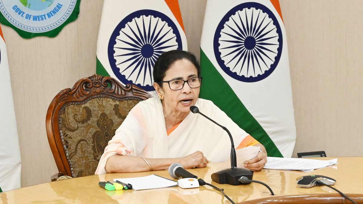 West Bengal Chief Minister Mamata Banerjee addressing a press conference in Kolkata | Sail Bera