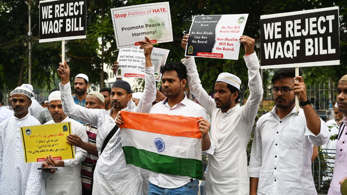 Protest held by Joint Forum for Waqf Protection, a coalition of various Muslim organisations, against Waqf Bill in Kolkata | Salil Bera