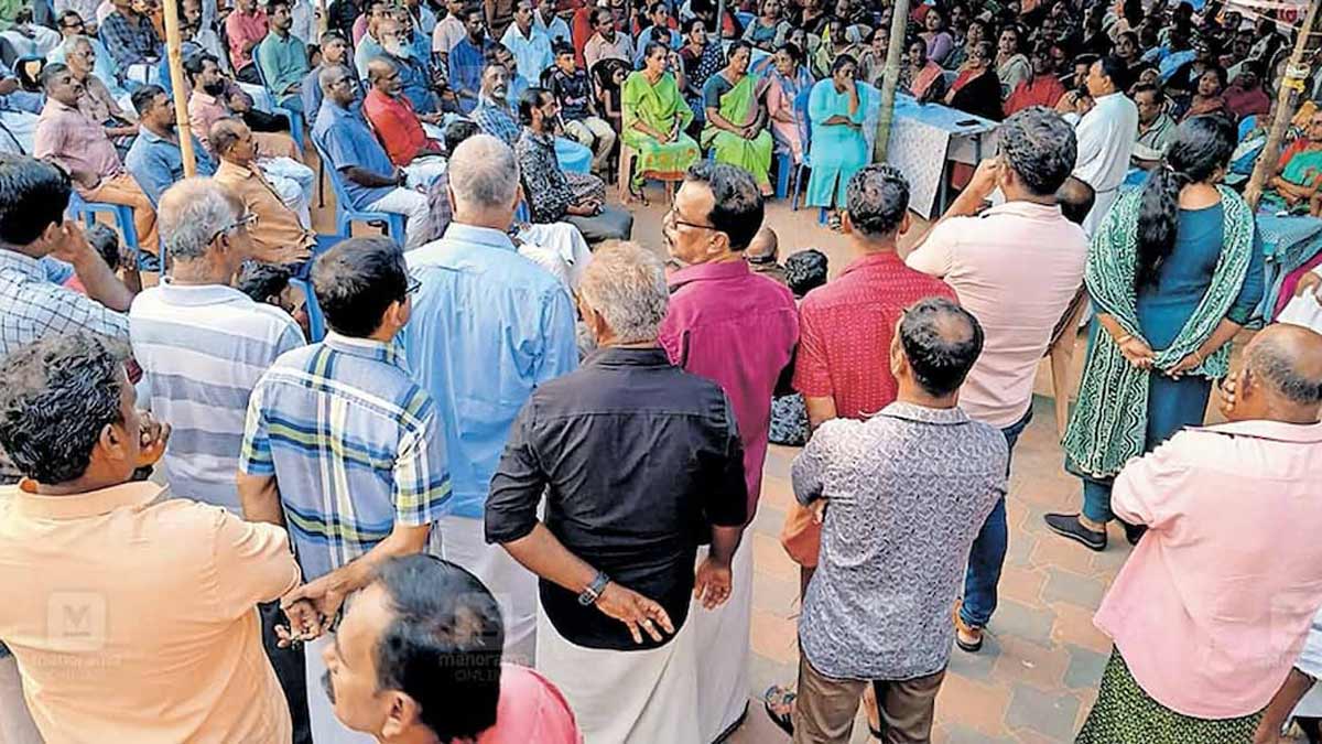 Several residents in the villages of Cherai and Munambam allege that the Waqf Board was unlawfully claiming their land and properties | Manorama