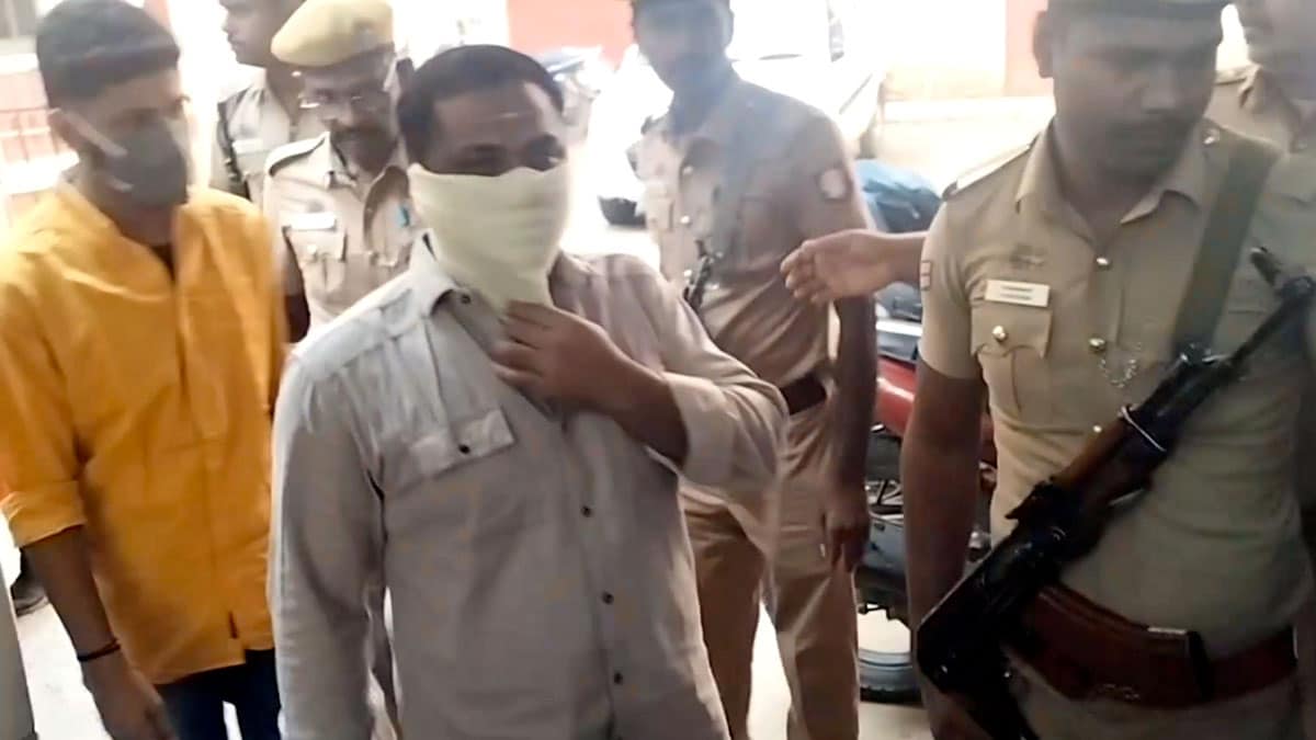 Accused in the Pollachi sexual assault case being produced in a court in Coimbatore | PTI