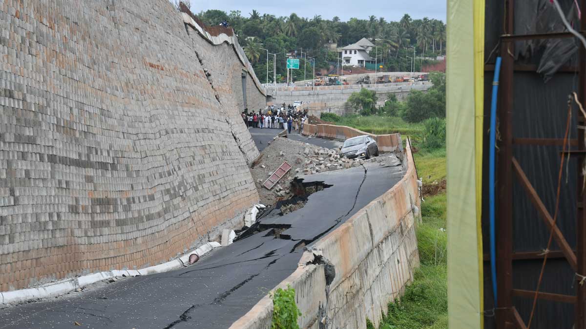 The incident occurred near Kooriyad service station | via Malayala Manorama