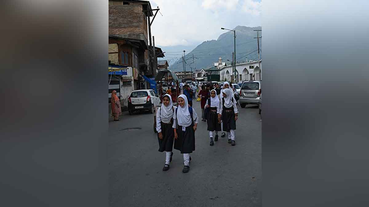 children-srinagar