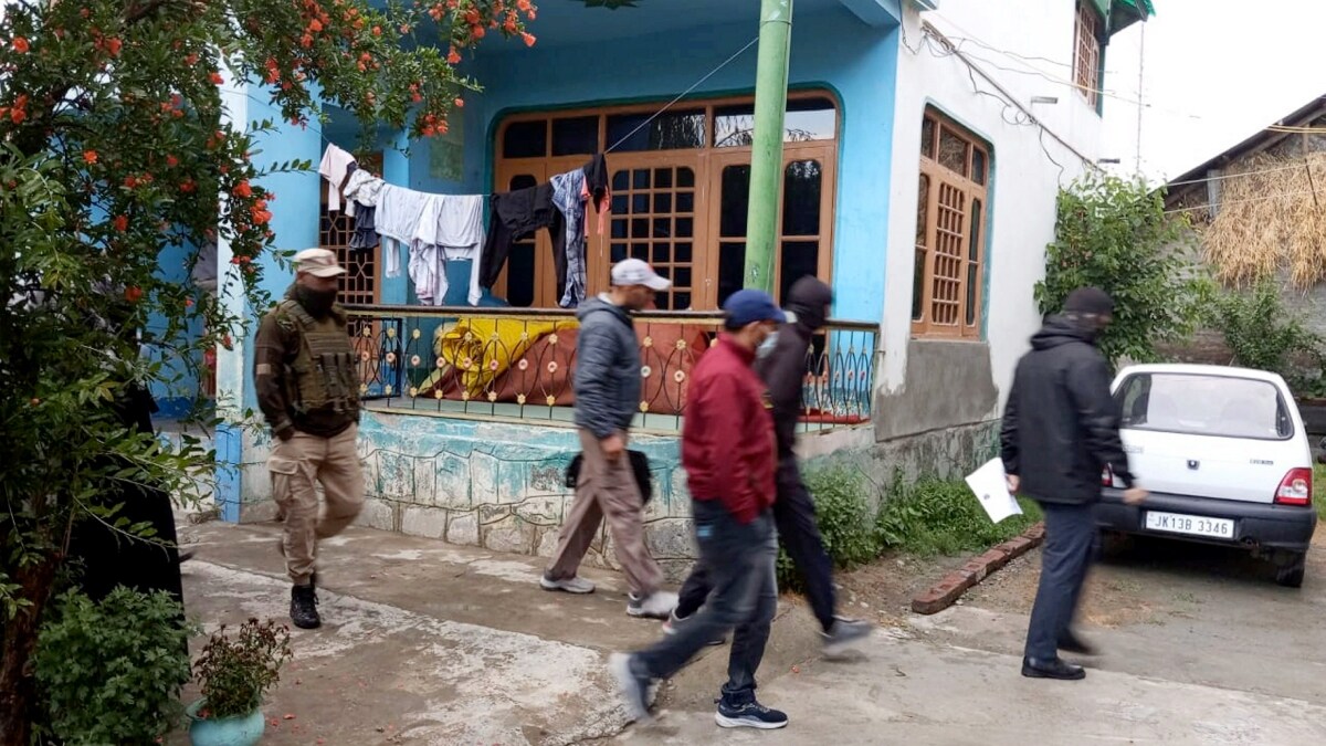 Counter-Intelligence Kashmir (CIK) unit during a raid in Jammu and Kashmir | PTI