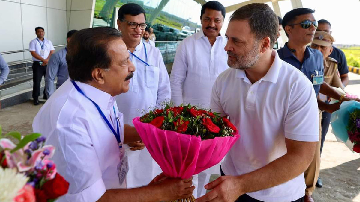 Ramesh Chennithala with Rahul Gandhi