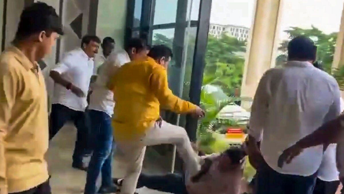 **EDS: THIRD PARTY IMAGE** In this screenshot from @Naveen_Odisha via X on June 30, 2025, Additional Commissioner of the Bhubaneswar Municipal Corporation Ratnakar Sahoo allegedly assaulted during a grievance hearing, in Bhubaneswar. (@Naveen_Odisha on X via PTI Photo)(PTI06_30_2025_000307A)