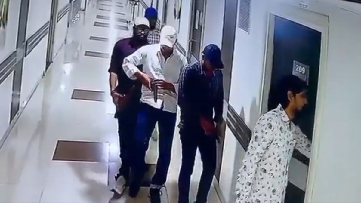 A shocking video doing rounds on social media on Thursday showed five unidentified men toting guns entering a hospital room