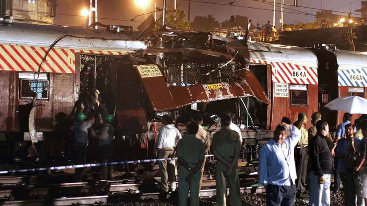 Bombay-train-blast-jpeg