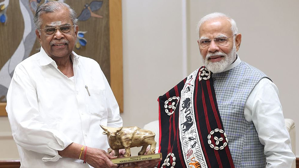 La. Ganesan with PM Narendra Modi