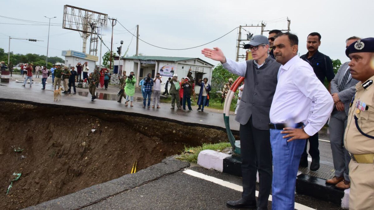 Omar-Abdullah-flood-jpeg