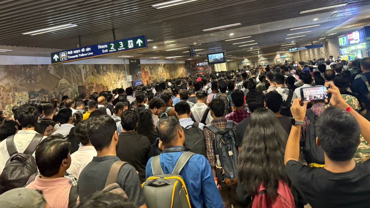 delhirainmetrodelay - 1