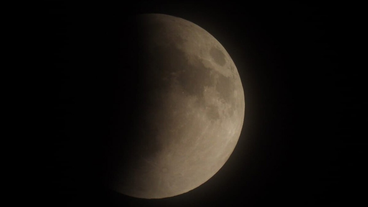 chandra-grahan-eclipse-jpeg