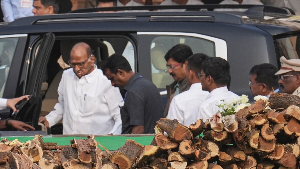 NCP-SP chief Sharad Pawar arrives to attend the funeral of Maharashtra Deputy Chief Minister Ajit Pawar, at Baramati | PTI