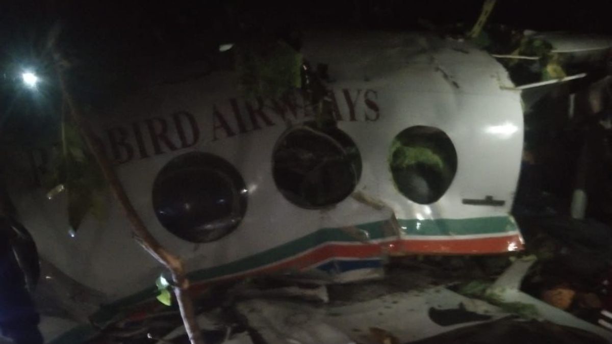 The air ambulance, identified as Redbird Airways’ Beechcraft C90 (VT-AJV), crashed in Kasiyatu forest near Simaria, Chatra, in Jharkhand | X