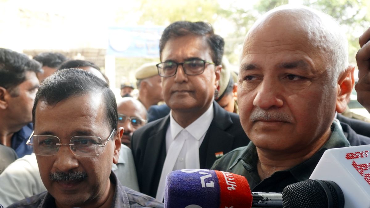 arvind-kejriwal-manish-sisodia - 1