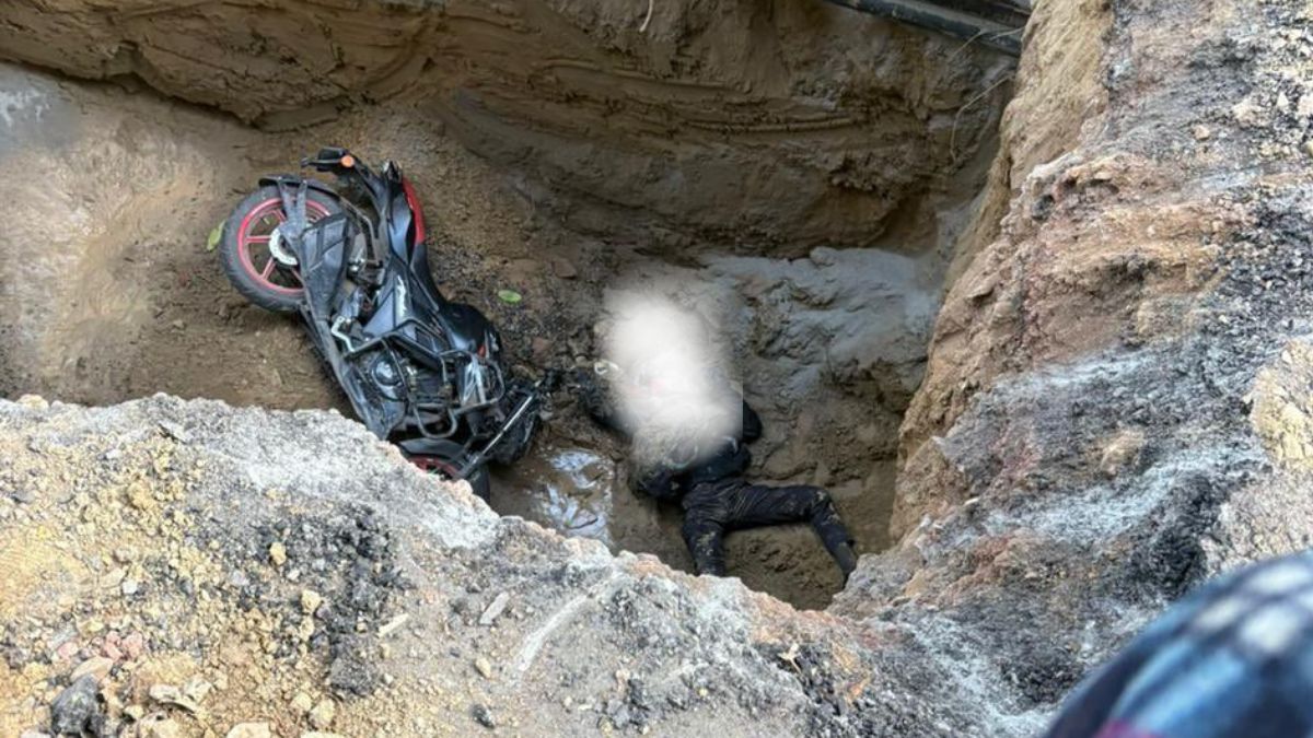 bike-delhi-death-pit - 1