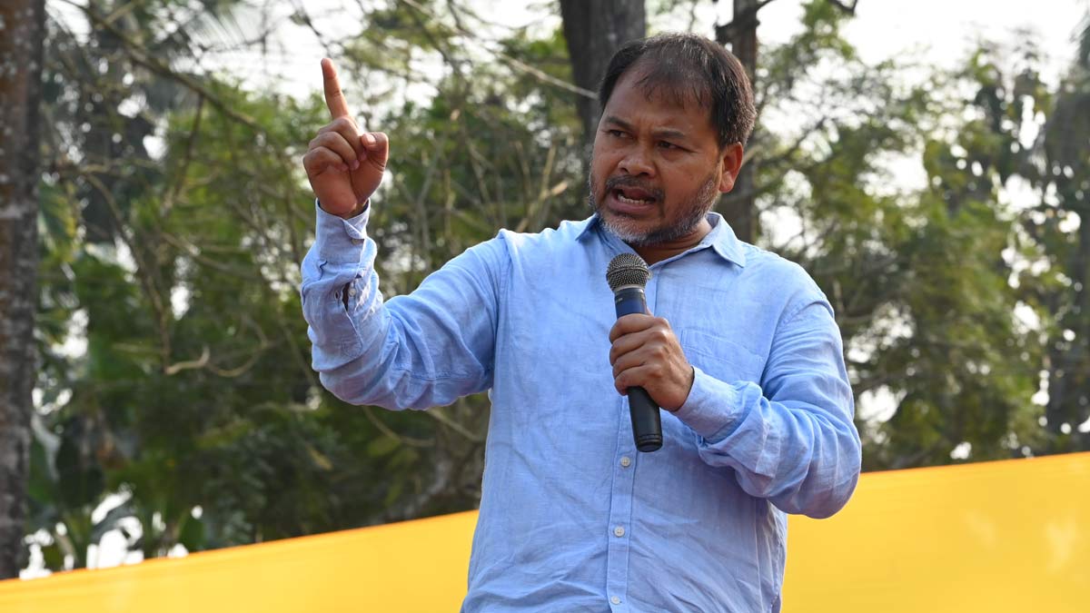 Akhil Gogoi addresses a rally at Dhing in Nagaon | Salil Bera