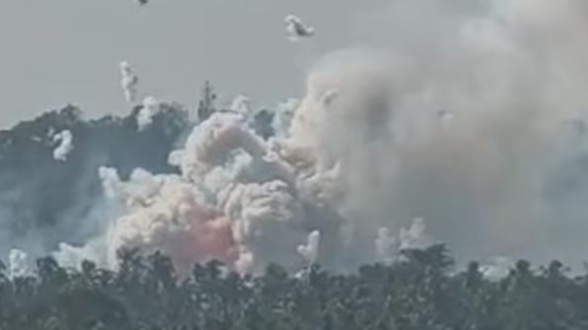 firecracker-blast
