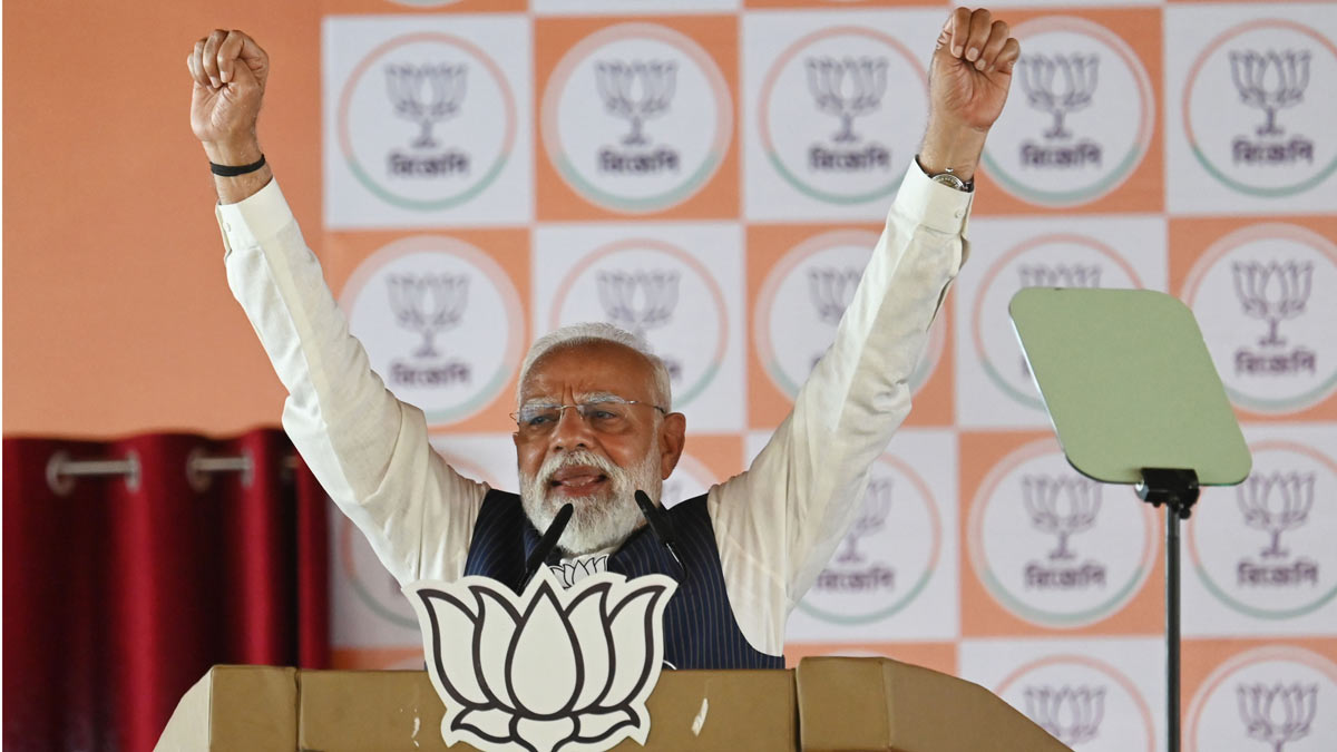 PM Modi addressing a poll rally in Kolkata | Salil Bera