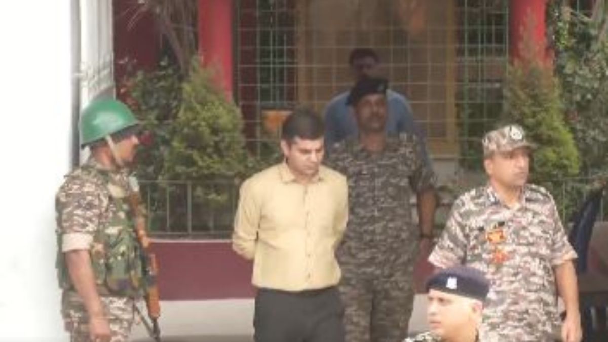 lection Commission-appointed police observer Ajay Pal Sharma at Diamond Harbour, South 24 Parganas | X