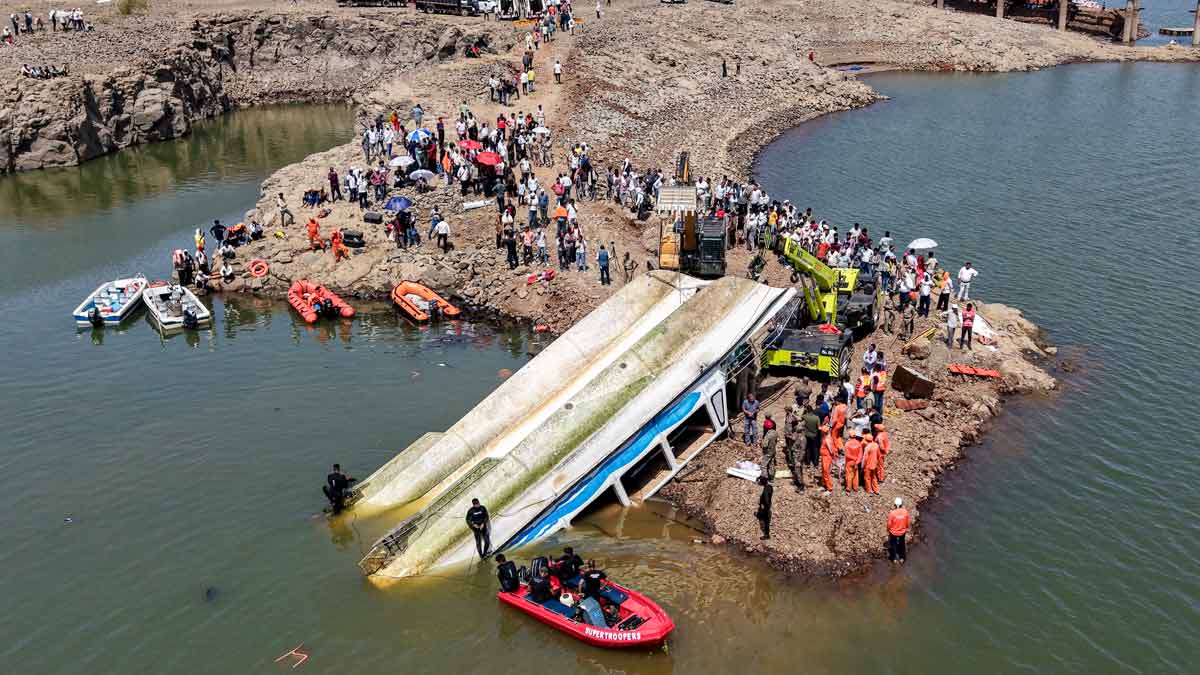 NDRF and other rescue personnel conduct an operation to recover the cruise boat that overturned in Bargi Dam due to a sudden storm, in Jabalpur district of Madhya Pradesh | PTI