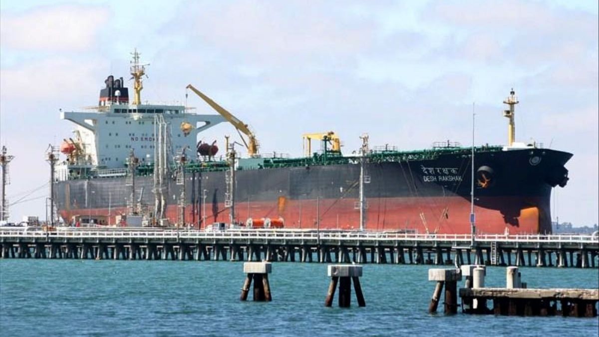 The 'Desh Rakshak' vessel , part of SCI fleet for crude oil | SCI
