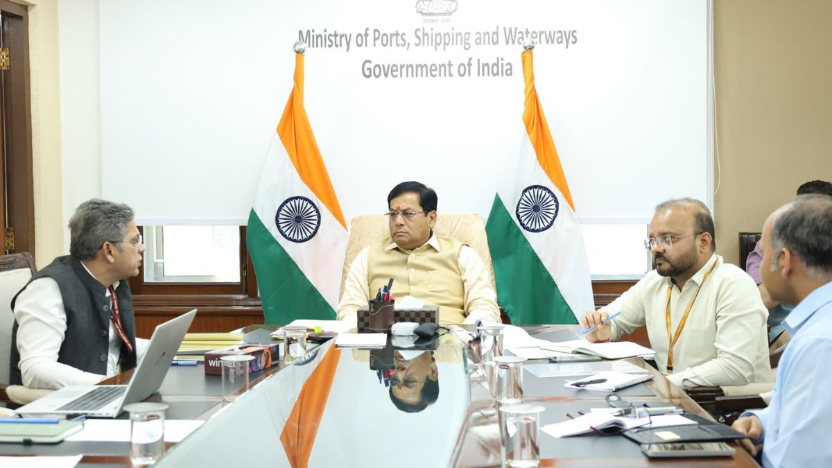Union Minister for Ports, Shipping and Waterways, Sarbananda Sonowal (centre), chairs a meeting to review the maritime situation in the Gulf | X/@sarbanandsonwal