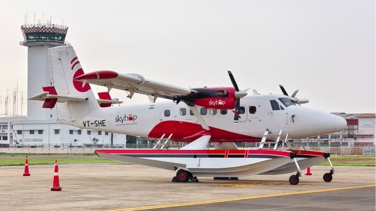 Twin Otter seaplane operated by SkyHop Aviation at Cochin International Airport | CIAL/PRO