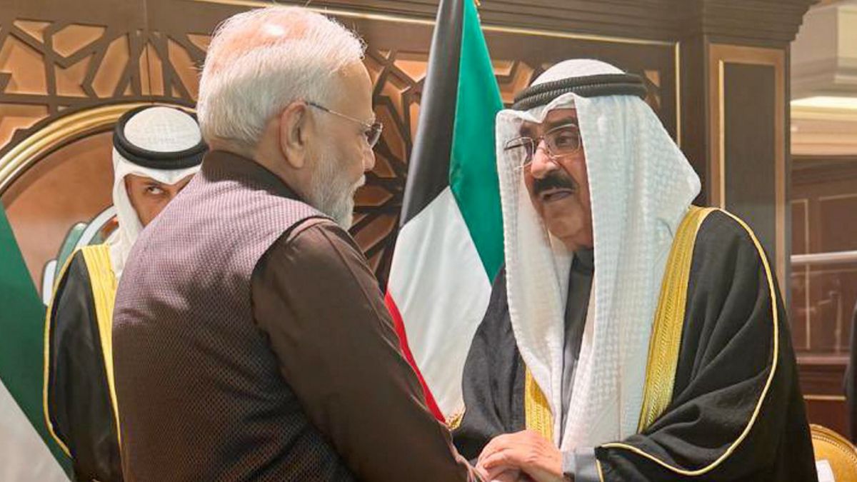 Prime Minister Narendra Modi meets Kuwait Emir