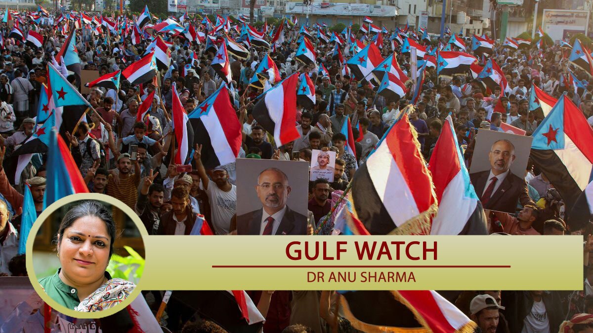 Supporters of the UAE-backed separatist group, Southern Transitional Council, rally in Aden, Yemen | Reuters 