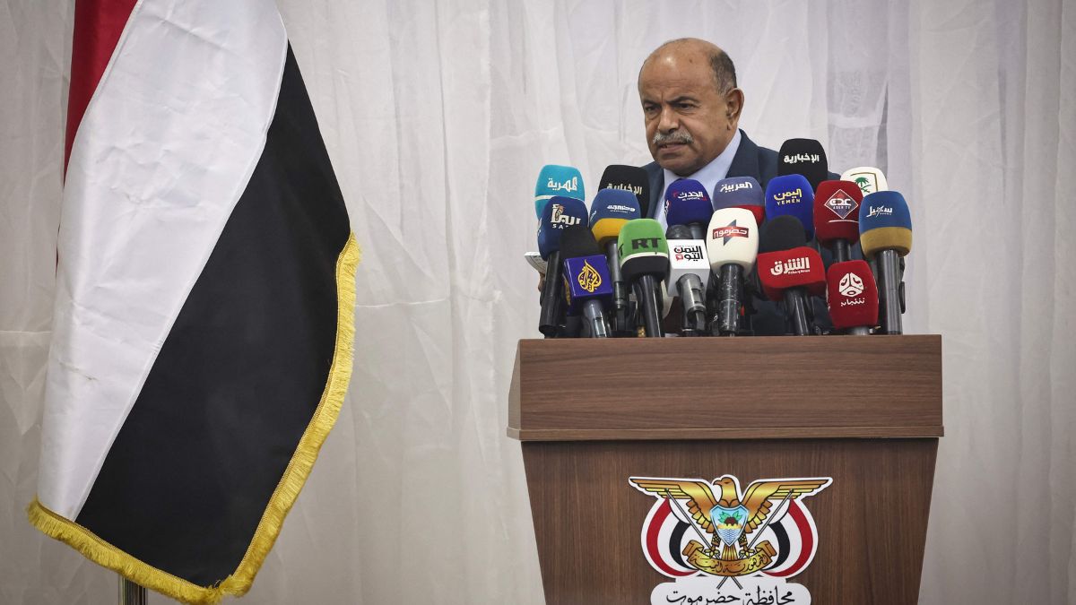 Governor of Hadramawt, Salim Al-Khanbashi gives a press conference in the city of Mukalla in Yemen's coastal southern Hadramawt province | AFP