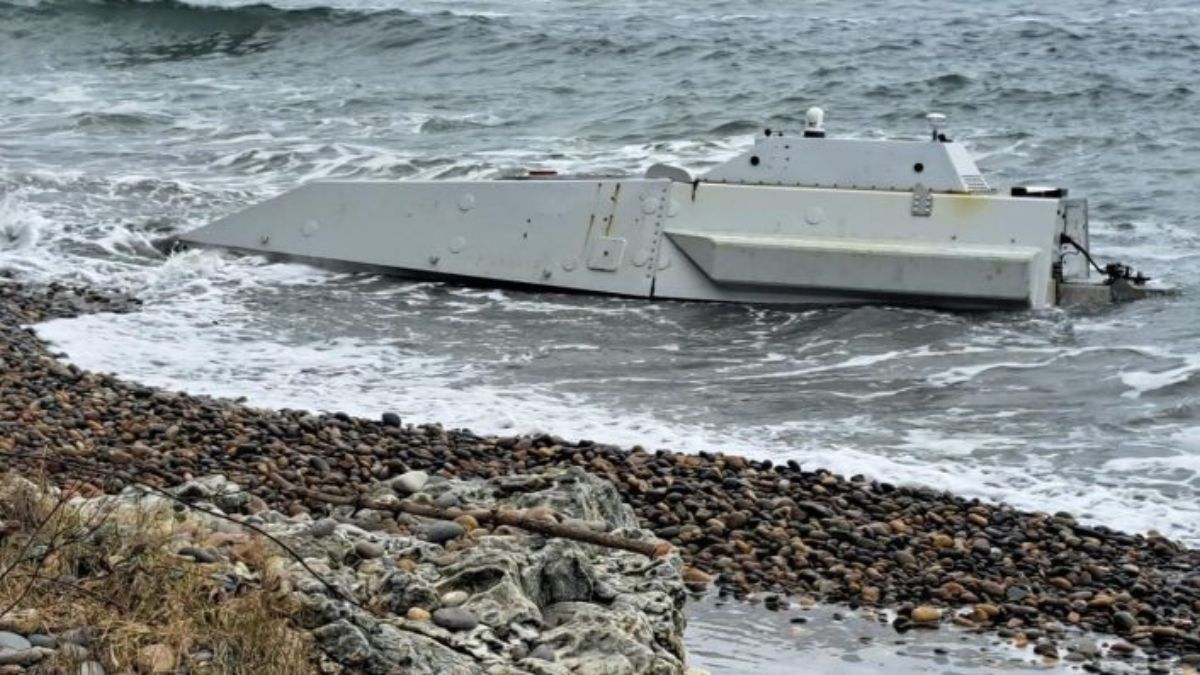 AEGIR unmanned surface vessel (USV) that was washed ashore in Turkish province of Ordu | X 