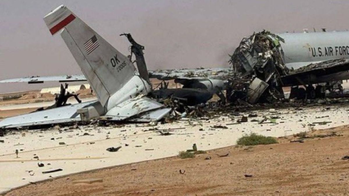 New images  purpotedly showing a destroyed Boeing E-3 Sentry at the base in Saudi Arabia | X  