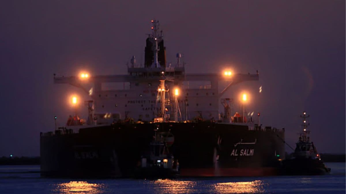 AL-salmi-kuwait-oil-tanker-dubai-fire-iran-war - 1