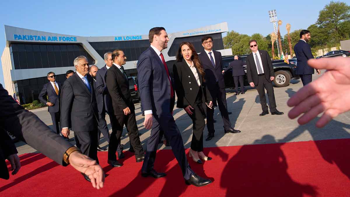 Pakistan US Iran Vance