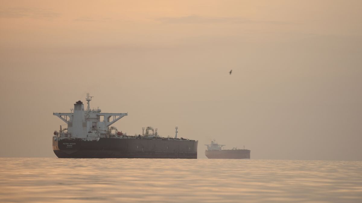 strait-of-hormuz-ships-anchored-ap - 1