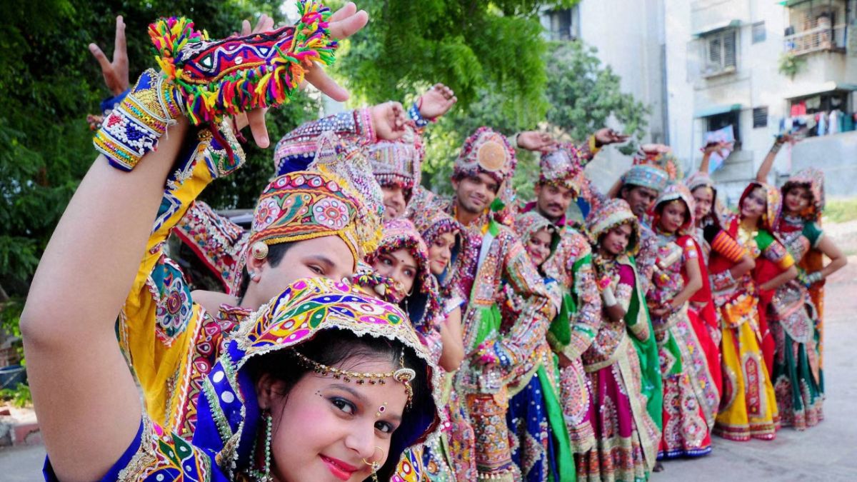 navratrilisticletech - 1