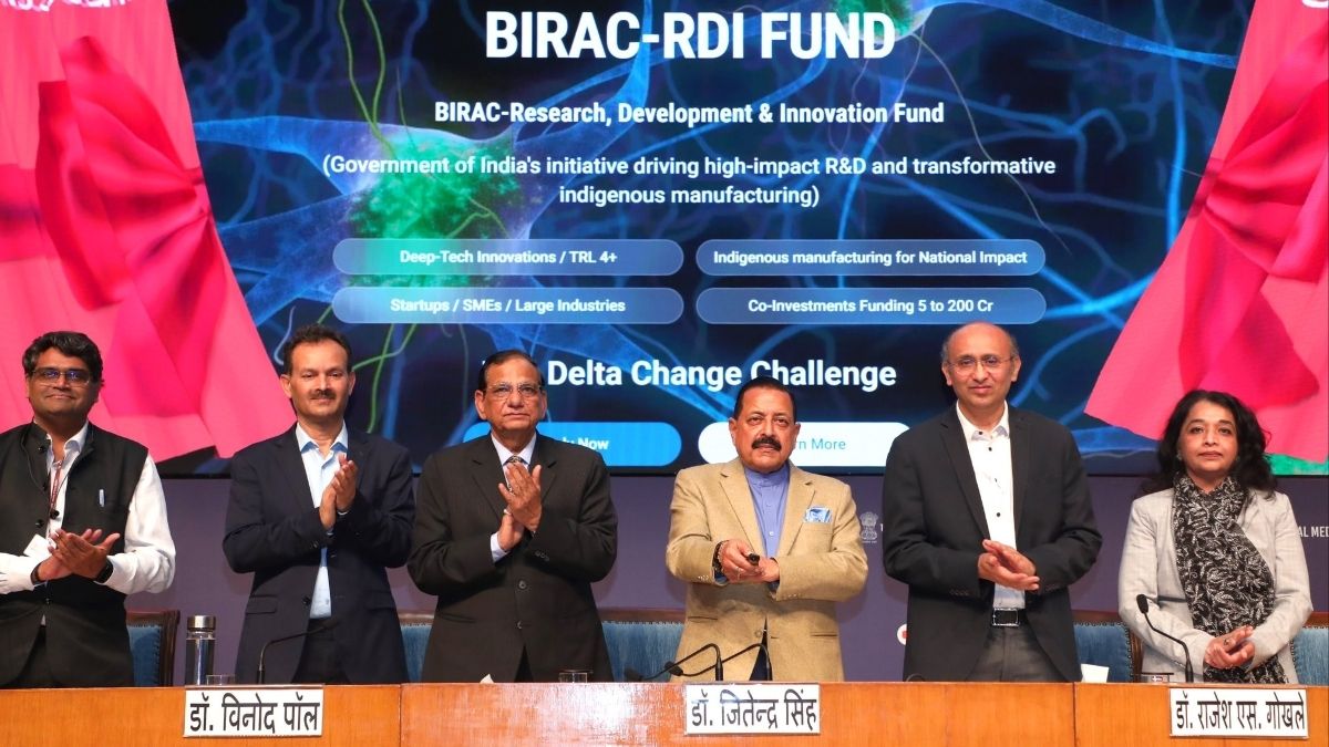Union Minister Jitendra Singh (4th from left) launches the first National Call of Rs 2,000 crore BIRAC–RDI Fund in New Delhi | MoST/X