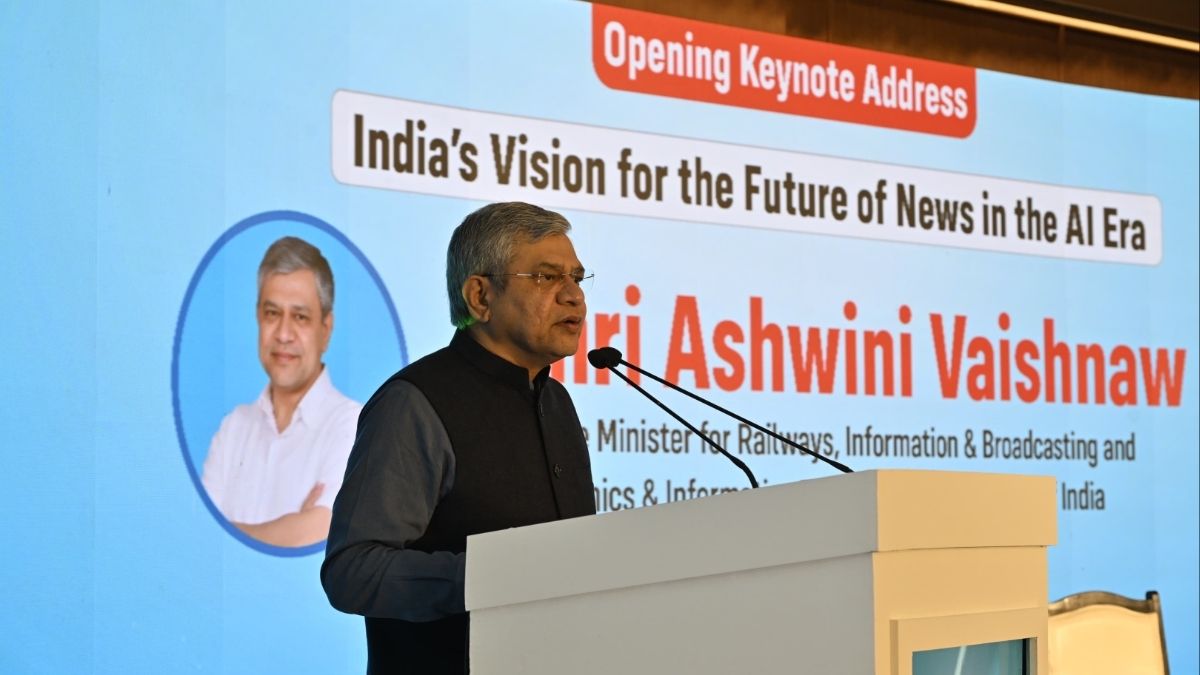 Union Minister Ashwini Vaishnaw addresses the DNPA Conclave 2026 in New Delhi | Josekutty Panackal/Manorama