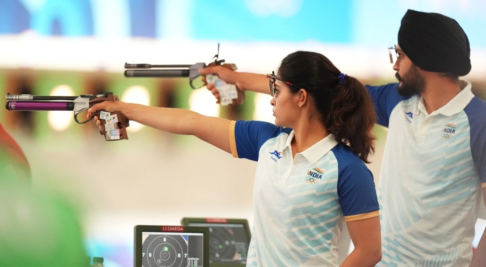 Manu Bhaker and Sarabjot Singh of India in action at Paris Olympics 2024 | Reuters