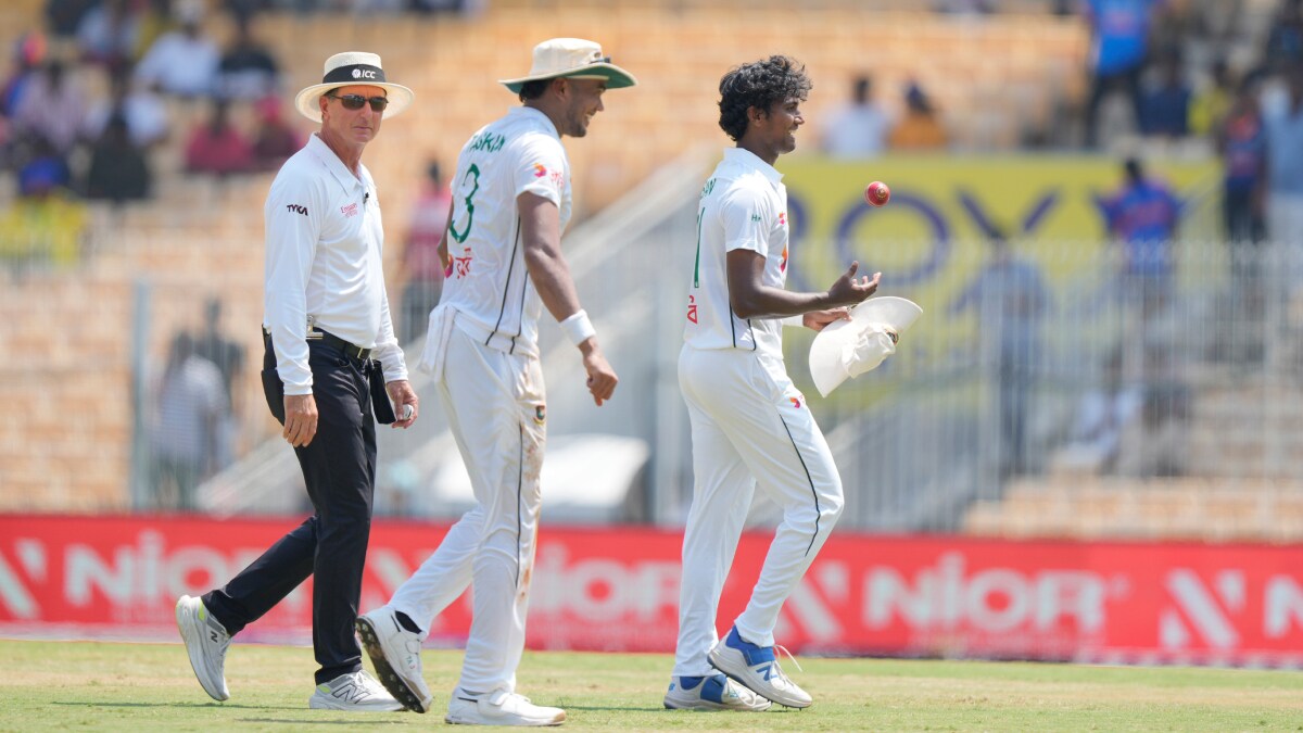 Bangladesh's Hasan Mahmud, right, celebrates his 5-wicket on the second day of the first cricket test match against India | AP



