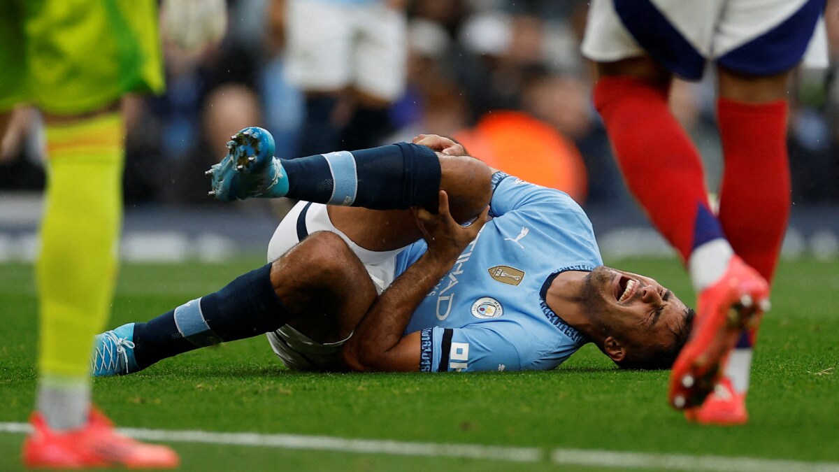Ace Manchester City CDM Rodri is out with a ligament injury | Reuters