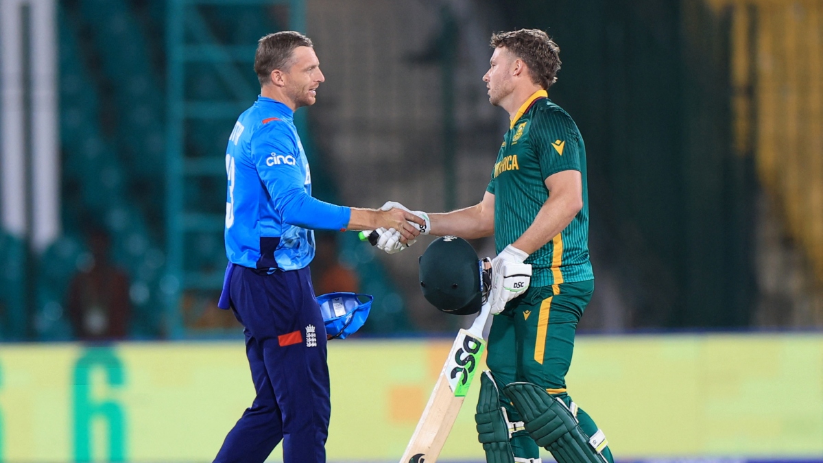 South Africa's David Miller shakes hands with England's Jos Buttler 
