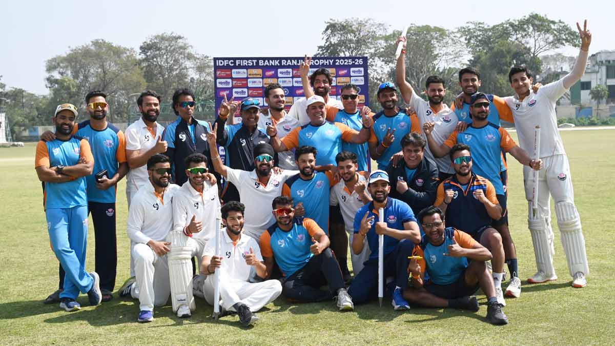 Jammu and Kashmir players celebrate after entering their maiden Ranji Trophy finals, stunning two-time champions Bengal by six wickets at Kalyani | Salil Bera