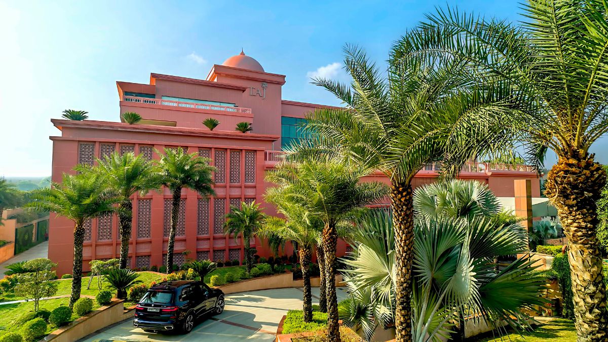 Taj Hotel & Convention Centre in Agra