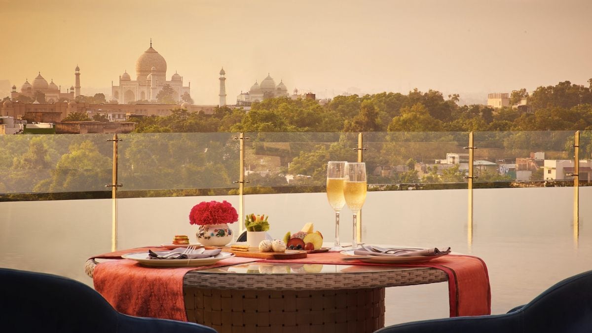 Taj champagne breakfast