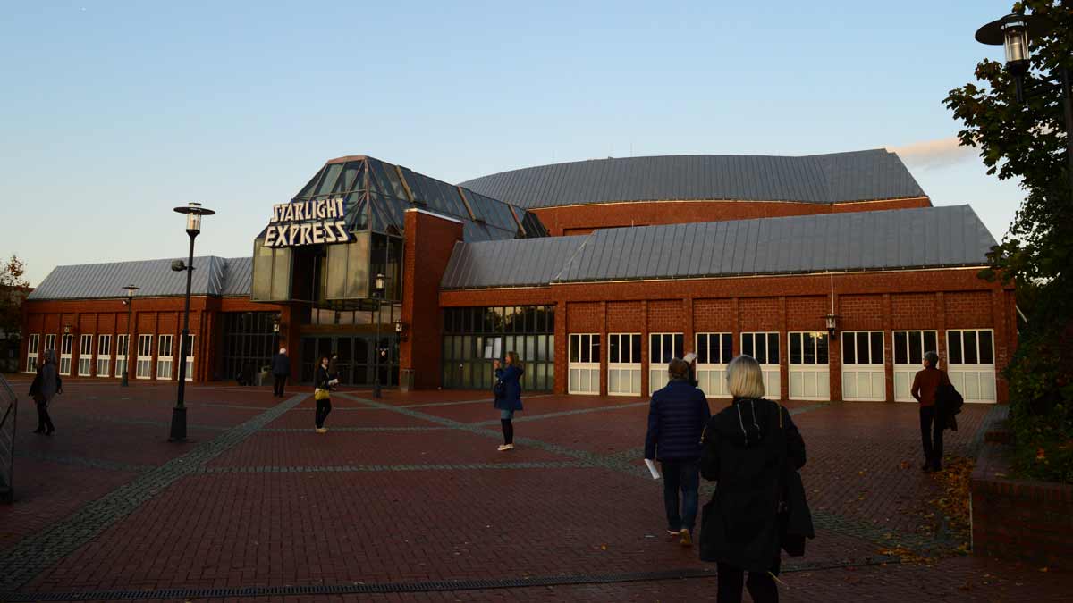 Starlight Express Theatre