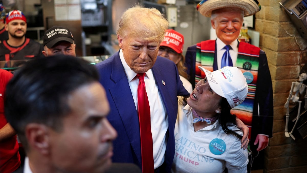 Donald Trump makes a stop at Havana Express Cuban restaurant in Las Vegas | Reuters

